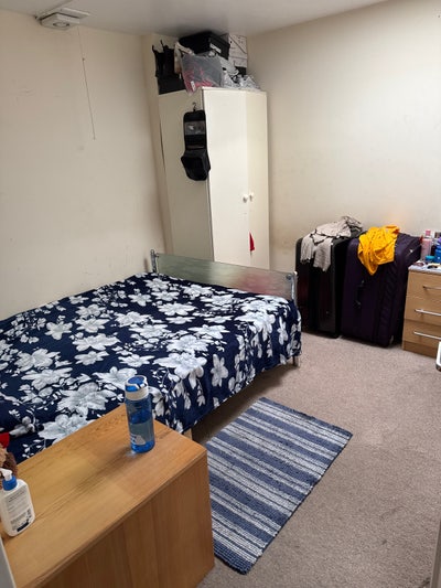 Room available in sharing  Main Photo