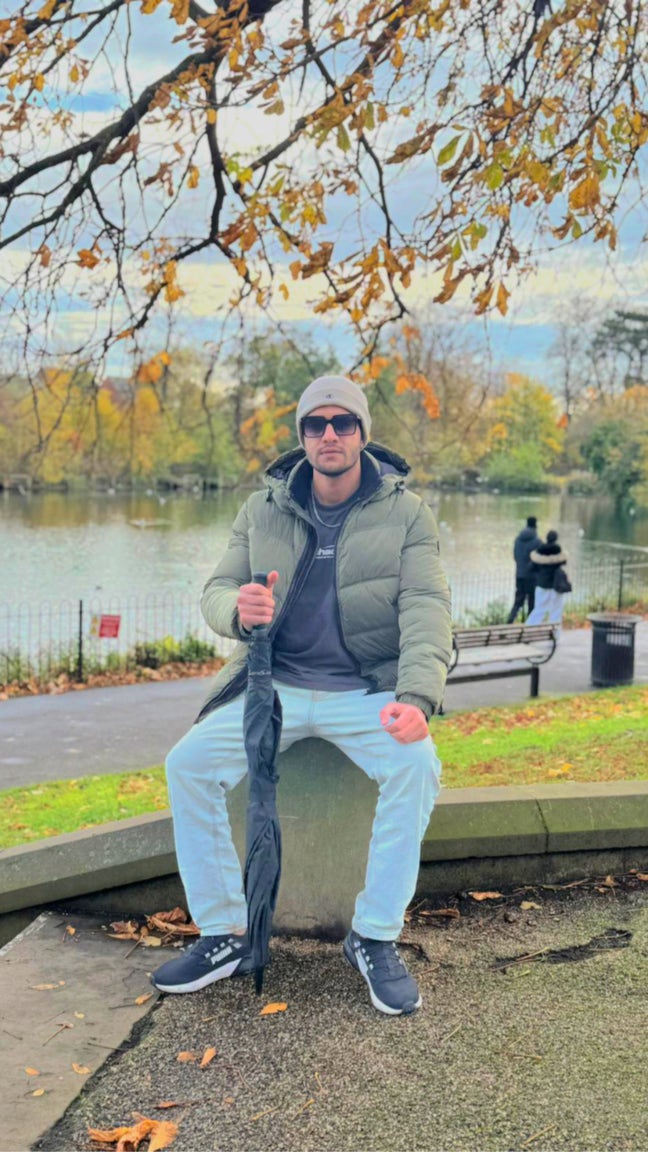 25 year old Male seeks a single or double room Main Photo