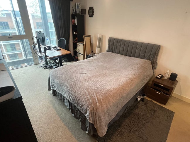 Beautiful double room with ensuite bathroom Main Photo