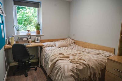 Stylish Student Living at Beech Gardens Main Photo