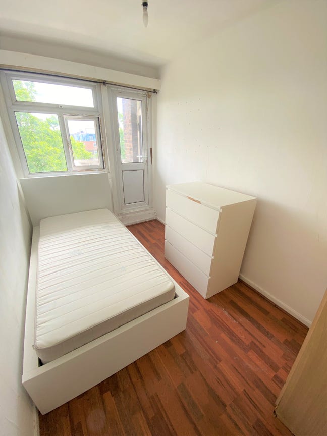 1 Single Room Available in Bethnal Green E2 Main Photo
