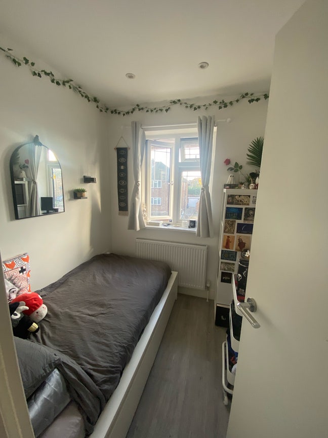 Cosy Single Room to rent in Northolt Main Photo