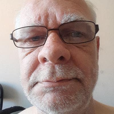 57 year old Male seeks a single or double room Main Photo
