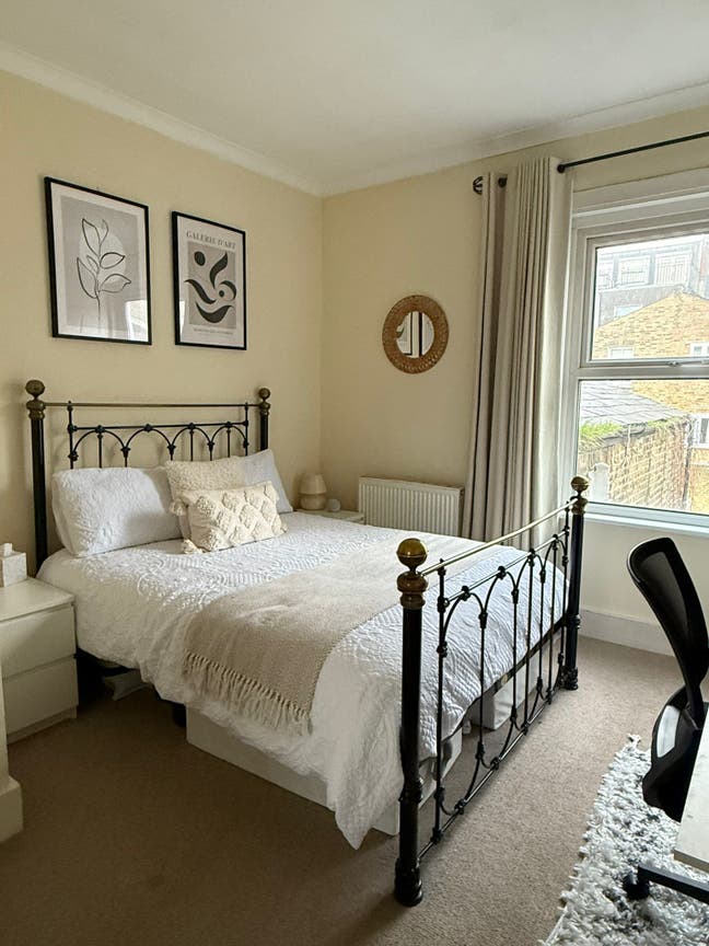 5 week short term let 150m from CJ Station Main Photo