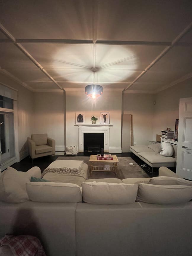 Room in spacious flat near South Kensington tube!  Main Photo