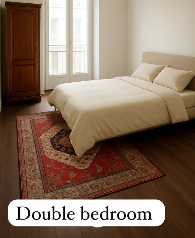  En-Suite  room  available  in  IG11  Main Photo