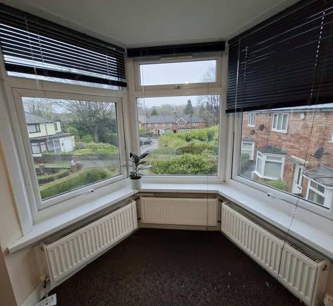 Furnished Dbl Room,Parking, Interenet, Garden Main Photo