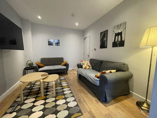 All bills - Downhills Way, N17 Main Photo