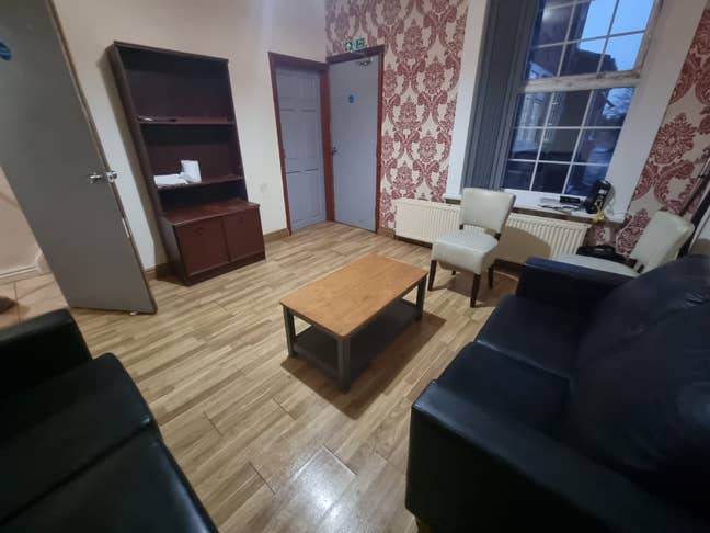 Fully Furnished HMO Avaiable | Double Rooms Main Photo