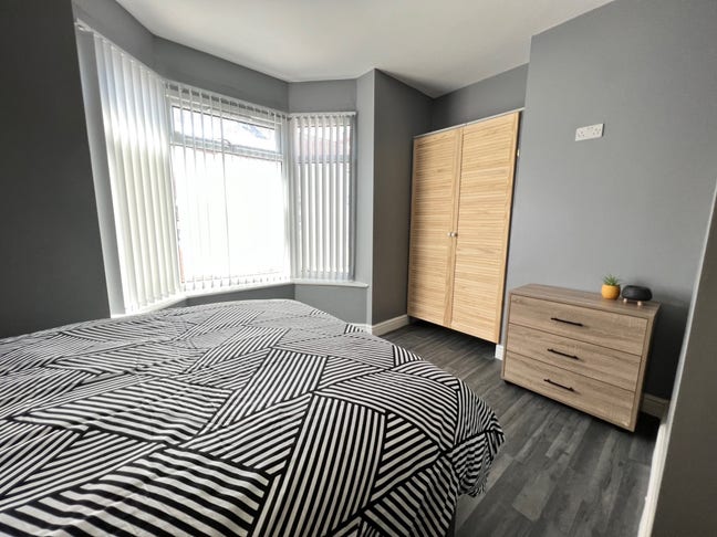 Ensuite Room in Modern House Share! Main Photo