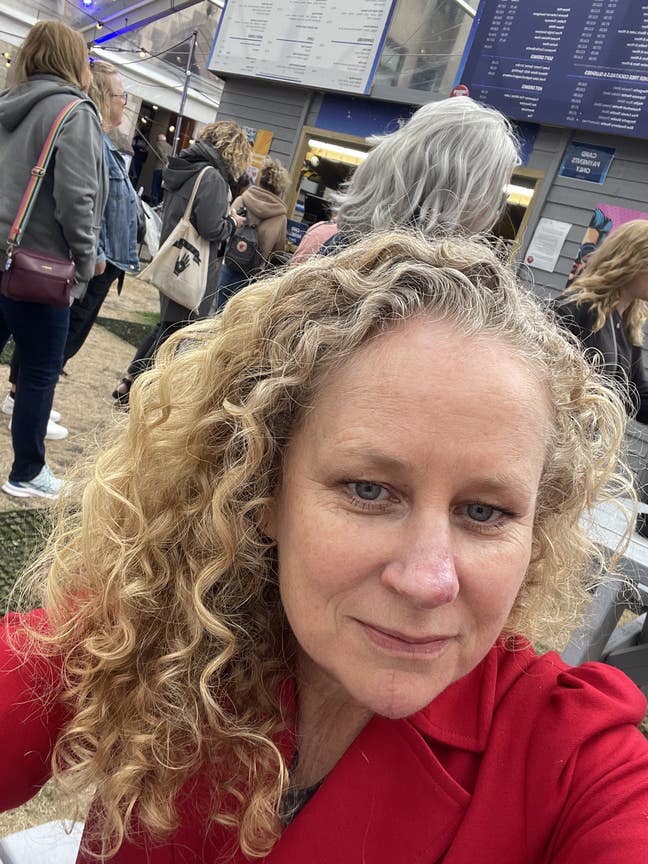 Looking to share a house/home Main Photo