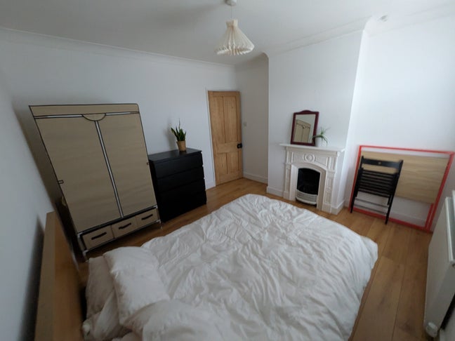 Double room in Godalming  Main Photo