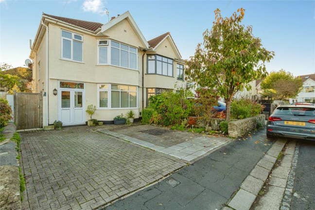 3 bed short term let in Ashton Main Photo