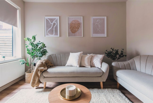 Double modern bedroom with en suite Main Photo