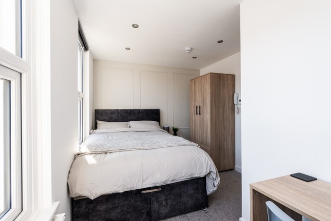 🚑Close to Hospital. £0 DEPOSIT! Double Room Main Photo