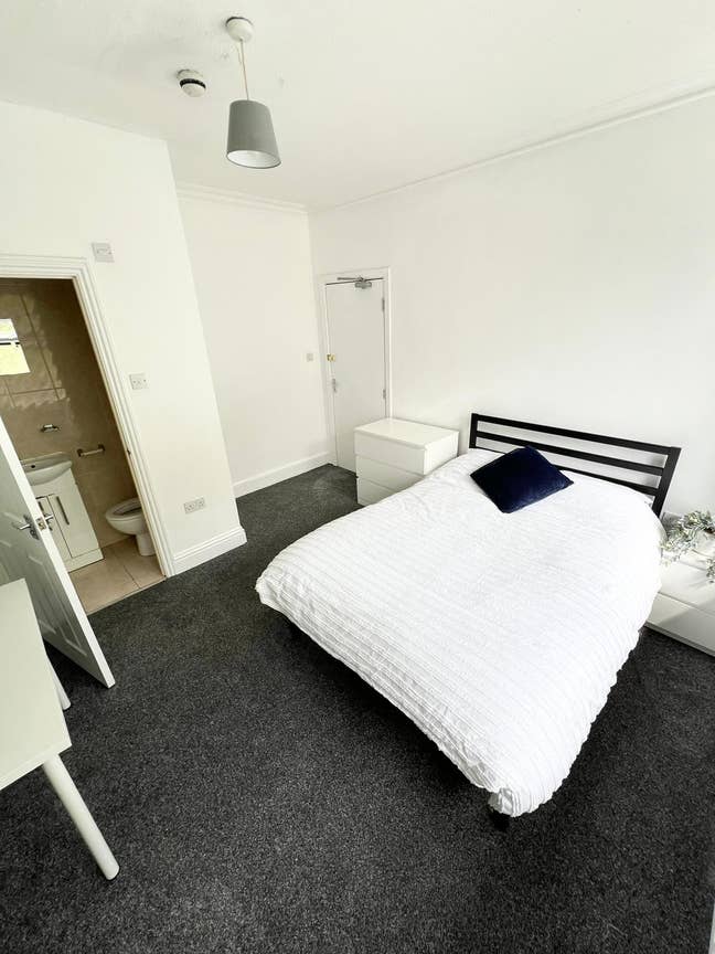 🟠En-suite Room Available! Zero Deposit! Main Photo