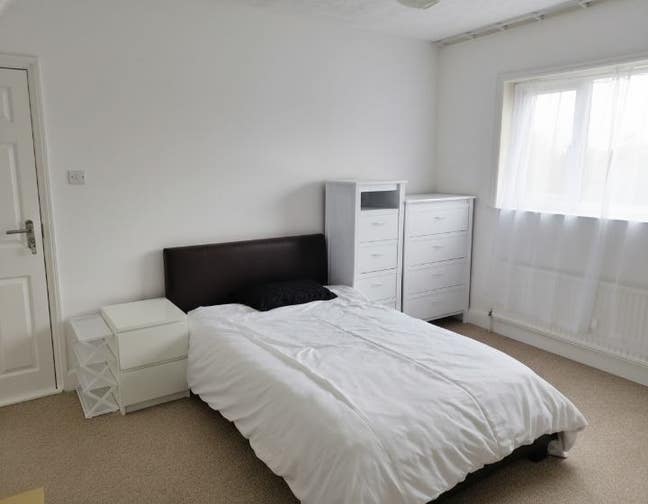 Luxury King-Size Room in North Harrow!  Main Photo