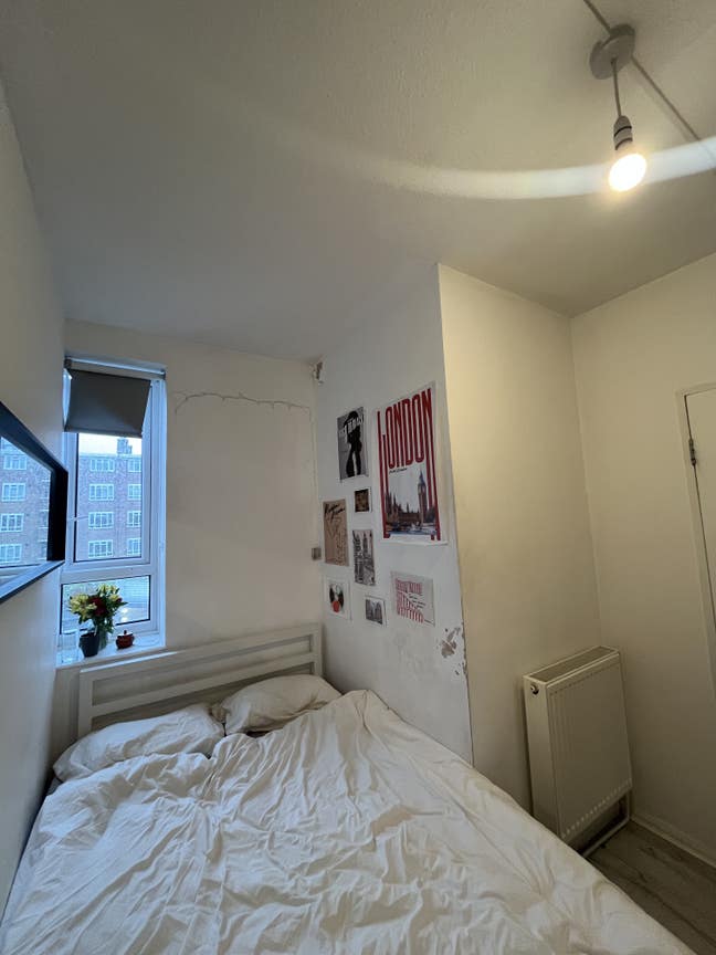 Double small room available in Fulham! Main Photo