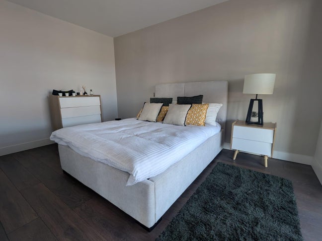 🌊 Brand New 1-Bed Apartment | Waterside Location  Main Photo