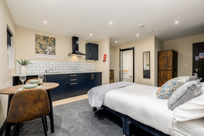 Stunning New Studio✔️ CV11 Town Centre Location✔️  Main Photo