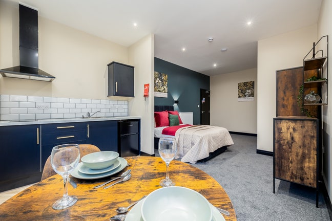 Stunning New Studio✔️ CV11 Town Centre Location✔️  Main Photo