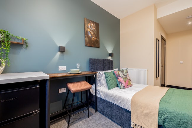 Stunning New Studio✔️ CV11 Town Centre Location✔️  Main Photo