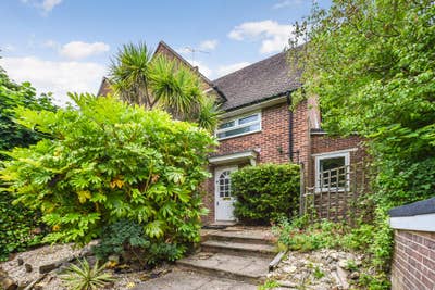 Wavell Way, Stanmore, SO22  Main Photo