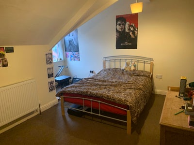 Big Double Attic Room  Main Photo