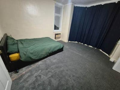 Spacious & Cosy Studio Flat for Rent in HA2  Main Photo