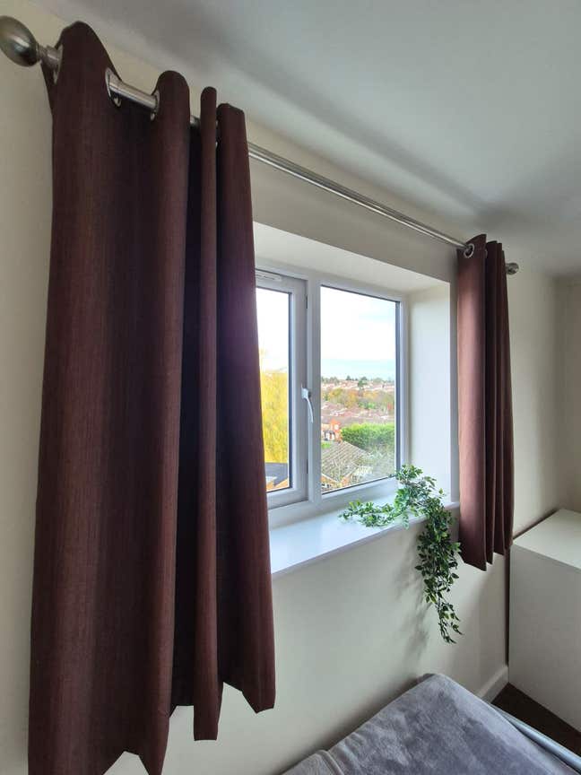 Beautiful RoomsBySue  - Buchanan Drive Main Photo