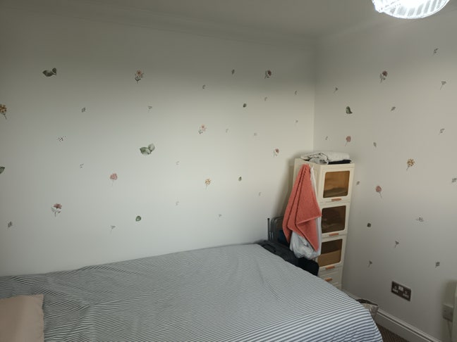 Riverside double bedroom  Main Photo