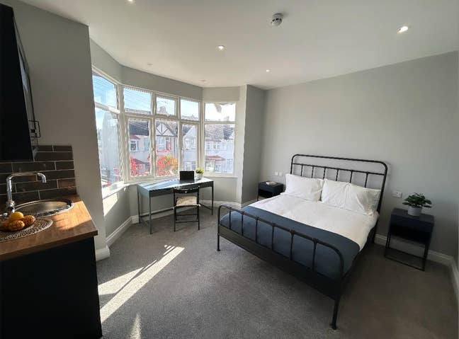 *Luxury Bright & Sunny King suite* Main Photo