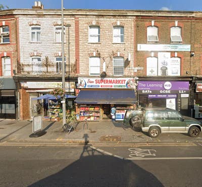 Spacious studio near Maryland station, E15  Main Photo