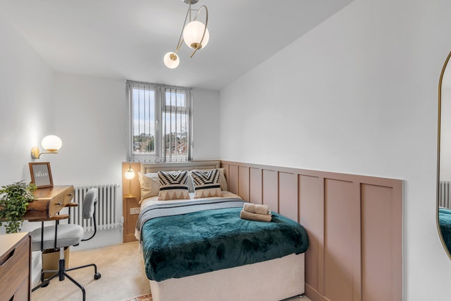 Luxury Ensuite Room - Central Luton Main Photo