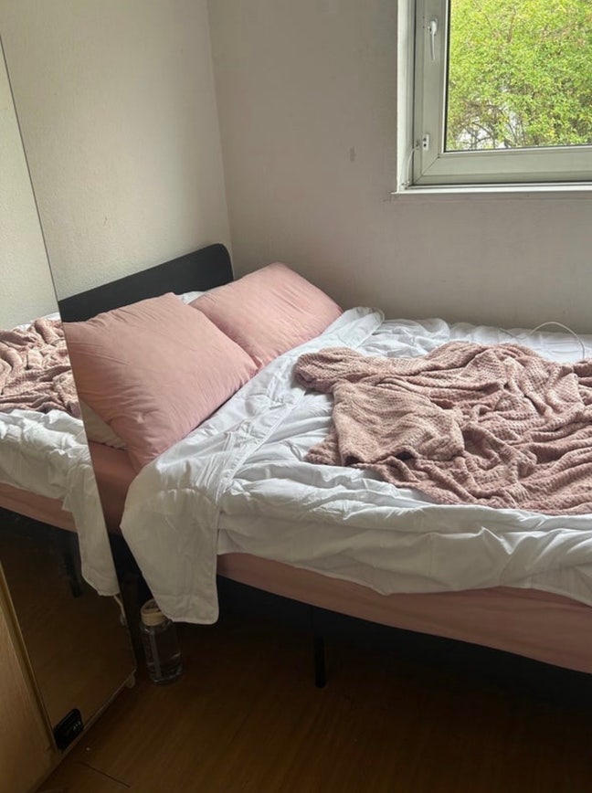 Room in Bethnal Green Dec 11-23 - Can Extend Main Photo