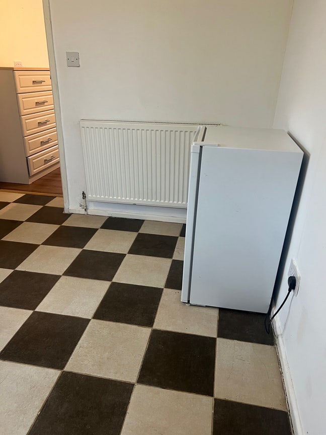 1 bedroom studio flat for rent Main Photo