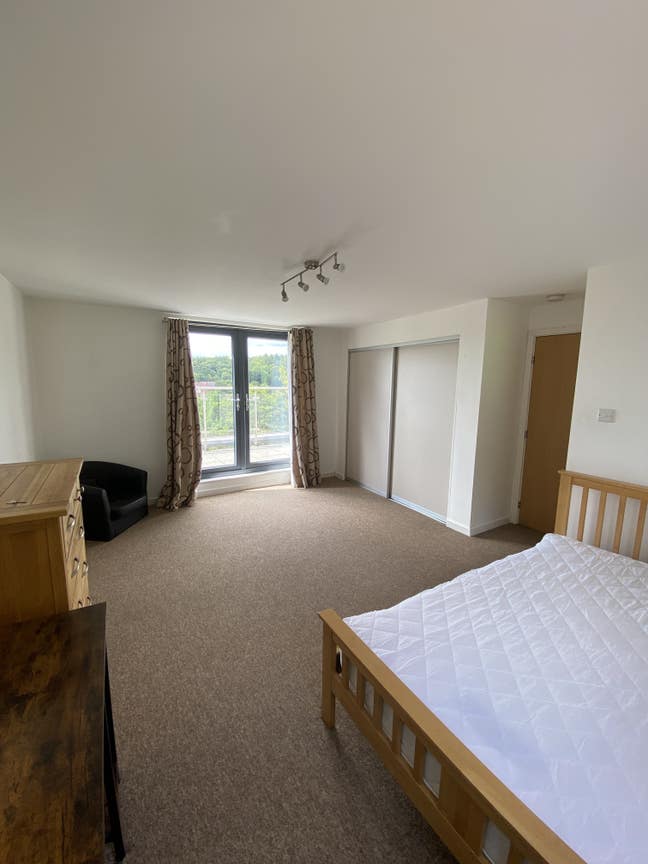 Deluxe En-Suite with Private Roof Terrace! Main Photo