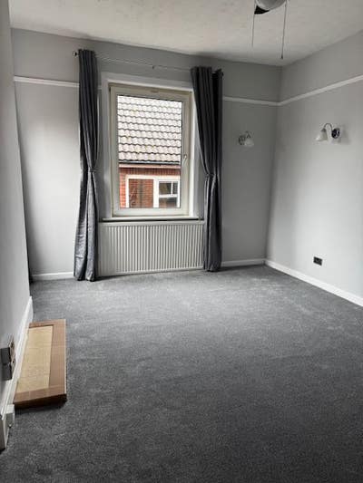 Beautiful one bedroom flat for Rent with garage Main Photo