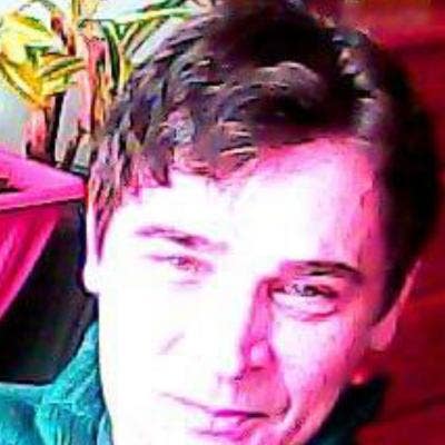 Professional Male seeks a single or double room Main Photo