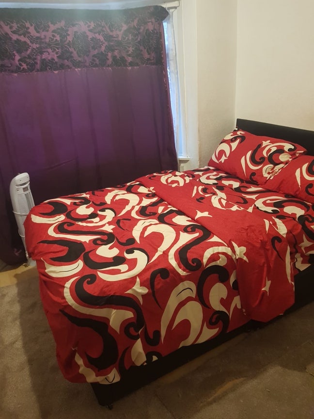 1 bedroom house for rent (N9 - Edmonton green) Main Photo