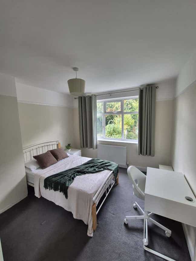 RoomsBySue - Capability Green/Airport/Town Main Photo