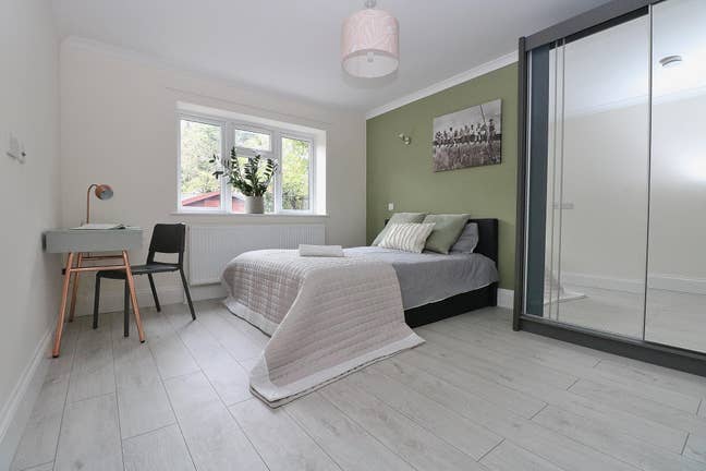 Luxury, spacious Ensuite room in East Acton Main Photo