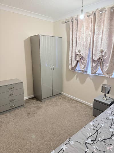 Double room to rent Main Photo