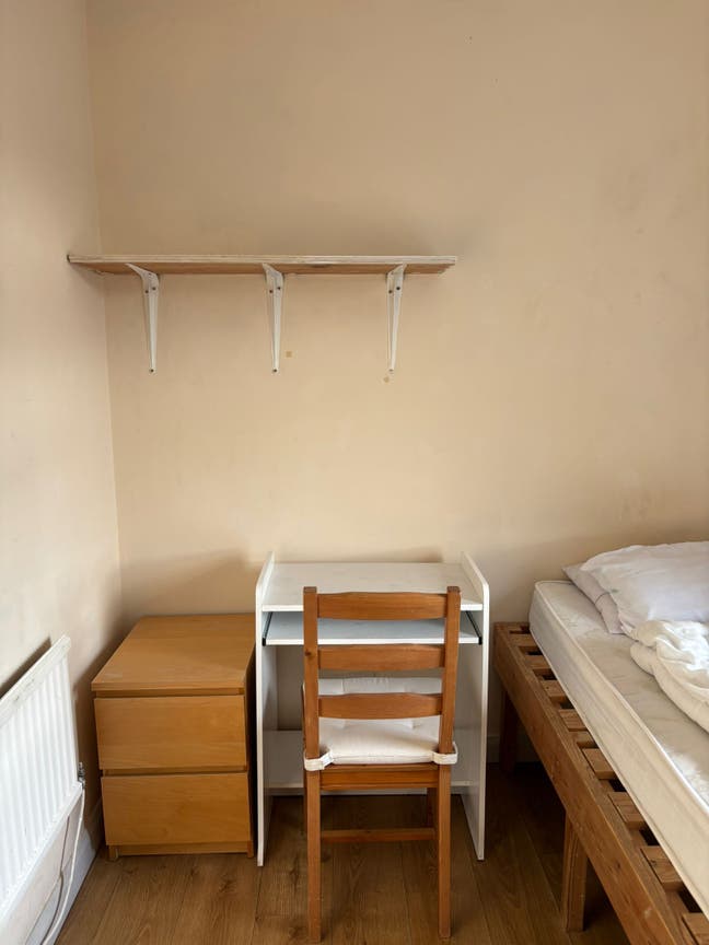 Single room available in Gilesgate Main Photo