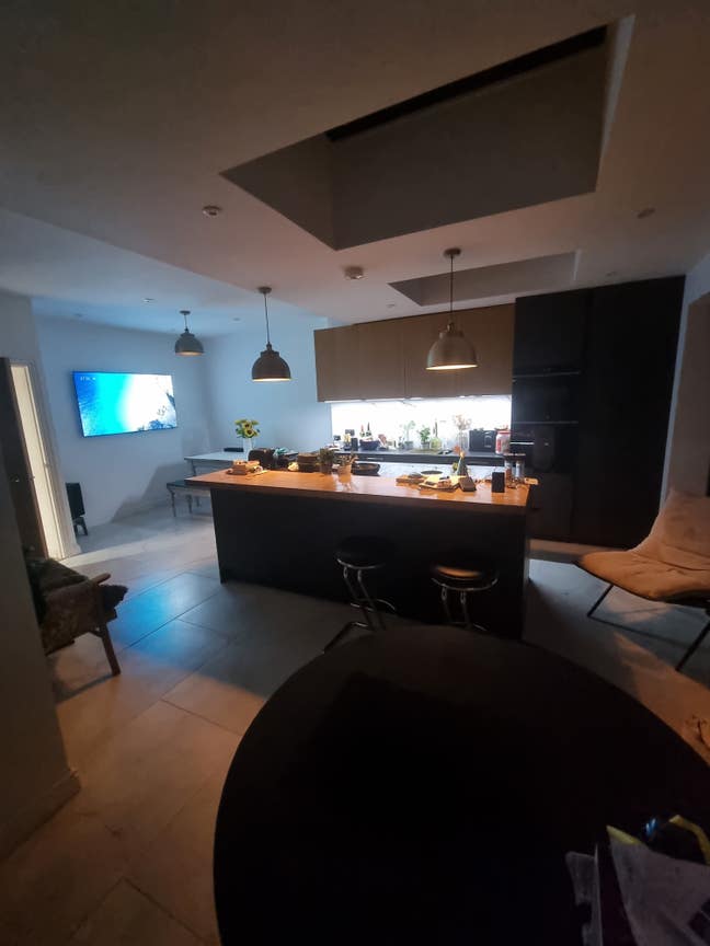 Good size double Main Photo