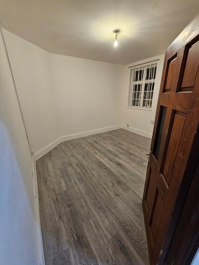 Double room available  Main Photo