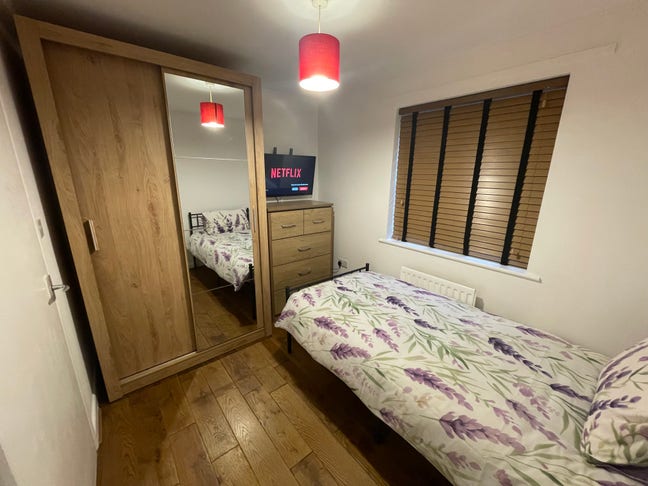 City Centre 8 min walk - All Bills inc. Main Photo