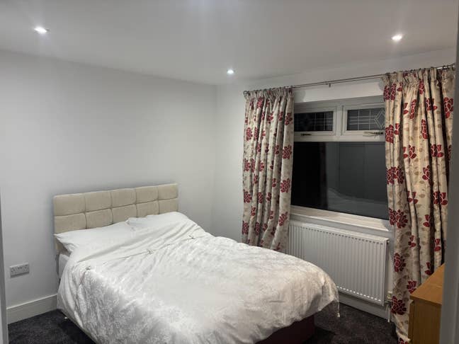 Double room to rent - near Leighton Hospital  Main Photo