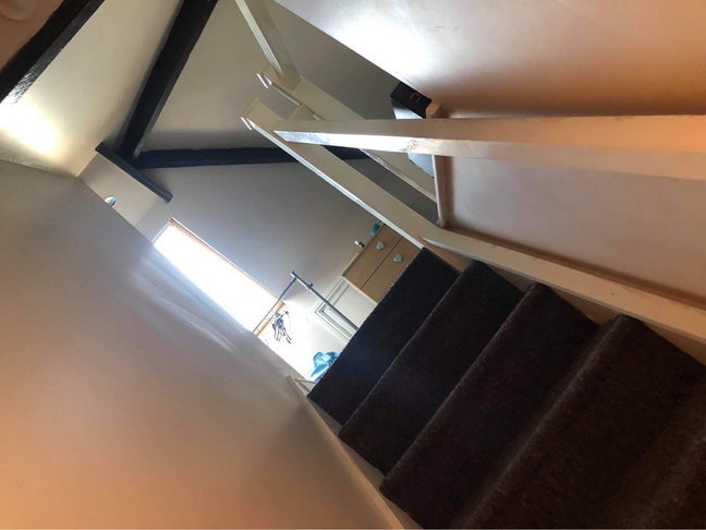 One room to let Main Photo