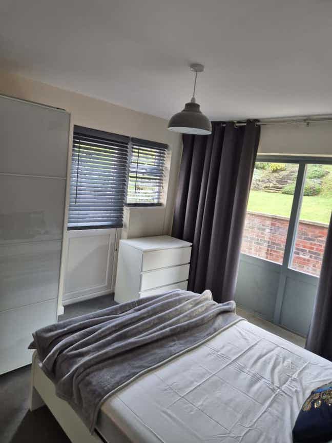 RoomsBySue - Capability Green/Airport/Town Main Photo